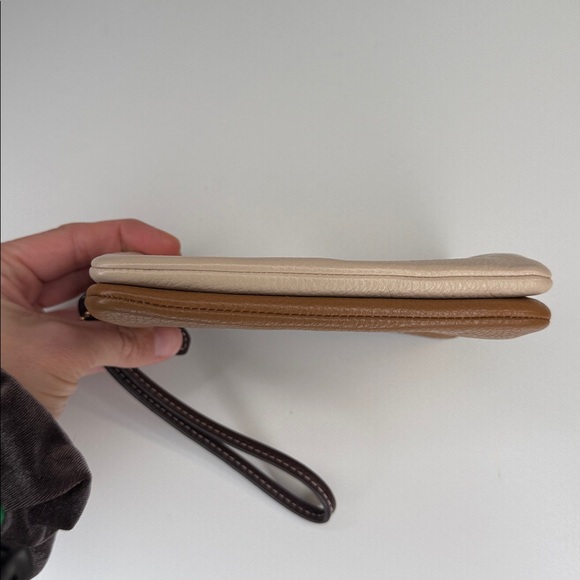 Sold - Picture 6 of 11